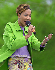 Ed2.jpg (48411 bytes)